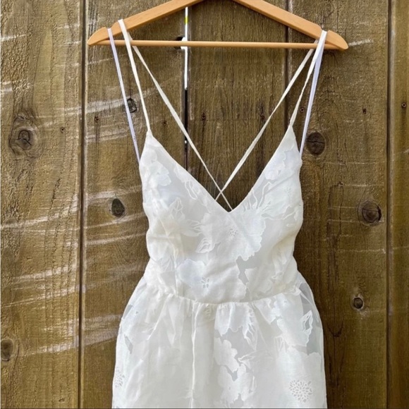White Jacquard Organza Backless Lace-Up Midi Dress 🌿 - Picture 4 of 7